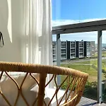 Tilava Yksioe 35,5 M2 Merenrannalla Helsinki