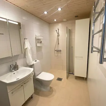 Tilava Yksioe 35,5 M2 Merenrannalla *