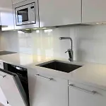 Tilava Yksioe 35,5 M2 Merenrannalla Helsingfors
