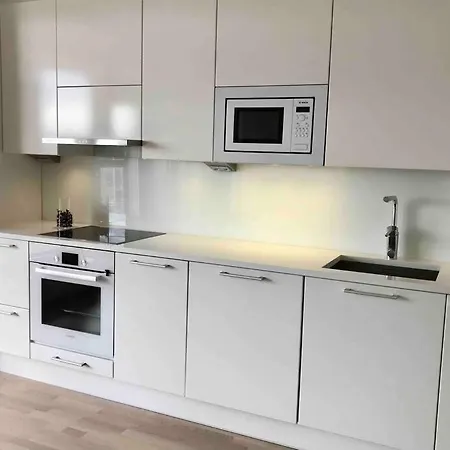 Tilava Yksioe 35,5 M2 Merenrannalla Lägenhet