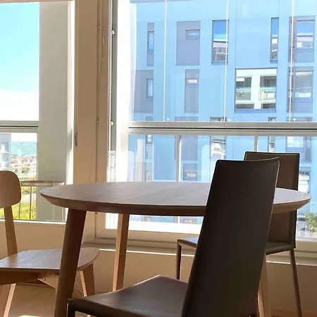 Lägenhet Tilava Yksioe 35,5 M2 Merenrannalla Helsingfors